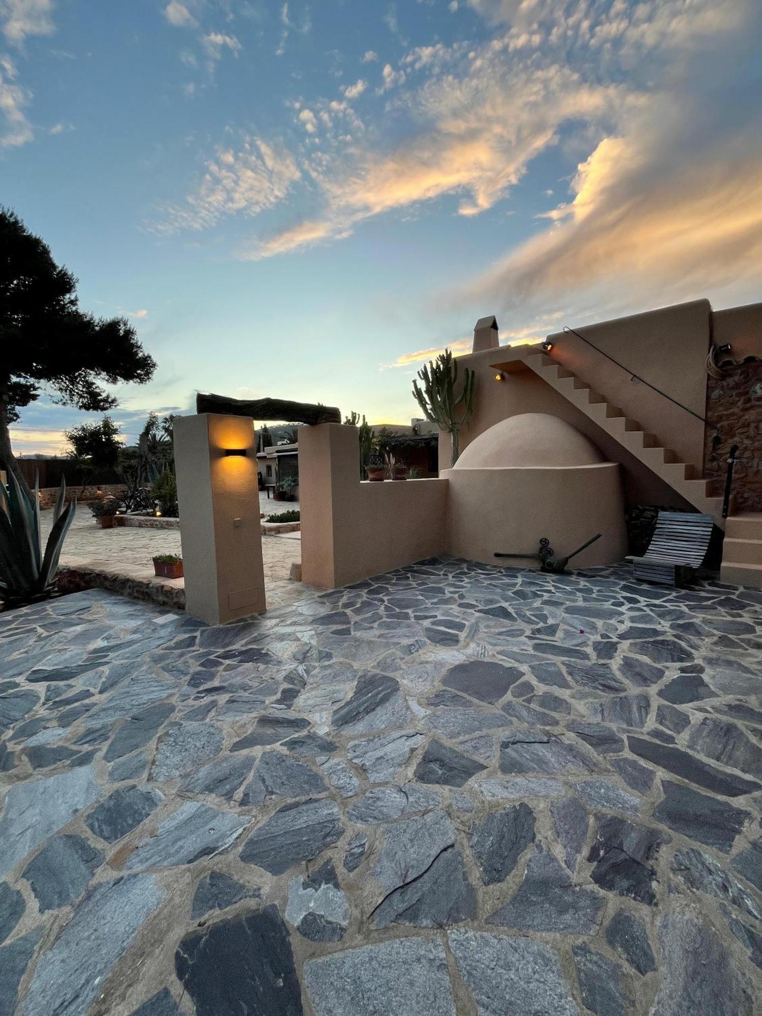 Finca Can Toni Sant Jordi de ses Salines Exterior photo